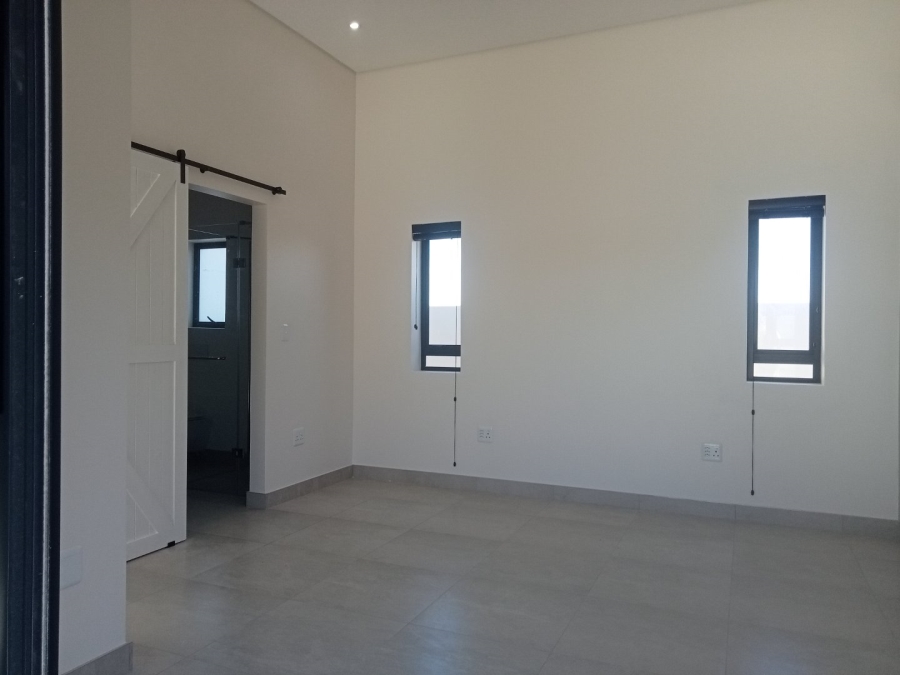 To Let 3 Bedroom Property for Rent in Le Grand Golf Estate Western Cape